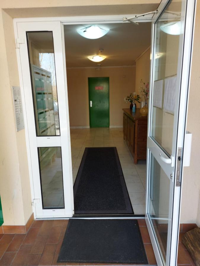 Ferienwohnung L'Escale : Duplex 4 Pers. Asterix, Aeroport Roissy Cdg, Paris Moussy-le-Neuf Exterior foto